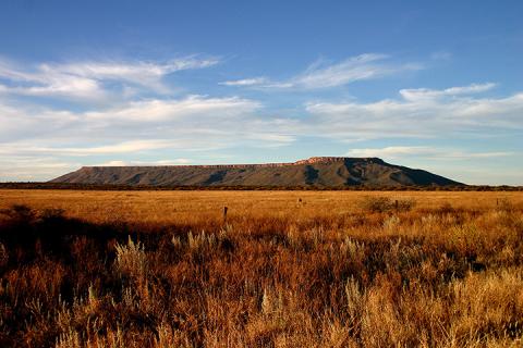 Der Waterberg aus der Ferne